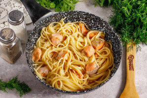 pasta_s_lososem_i_rukkoloi-753666-1170322