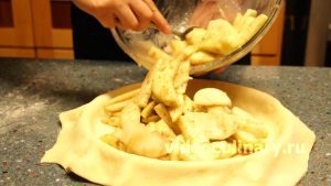 amerikanskij-yablochnyj-pirog_10-300x169-6067854