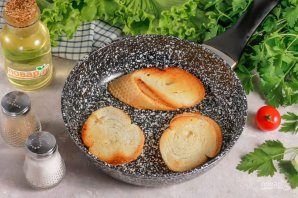brusketta_s_tvorojnim_sirom_i_tomatami-775730-9374523