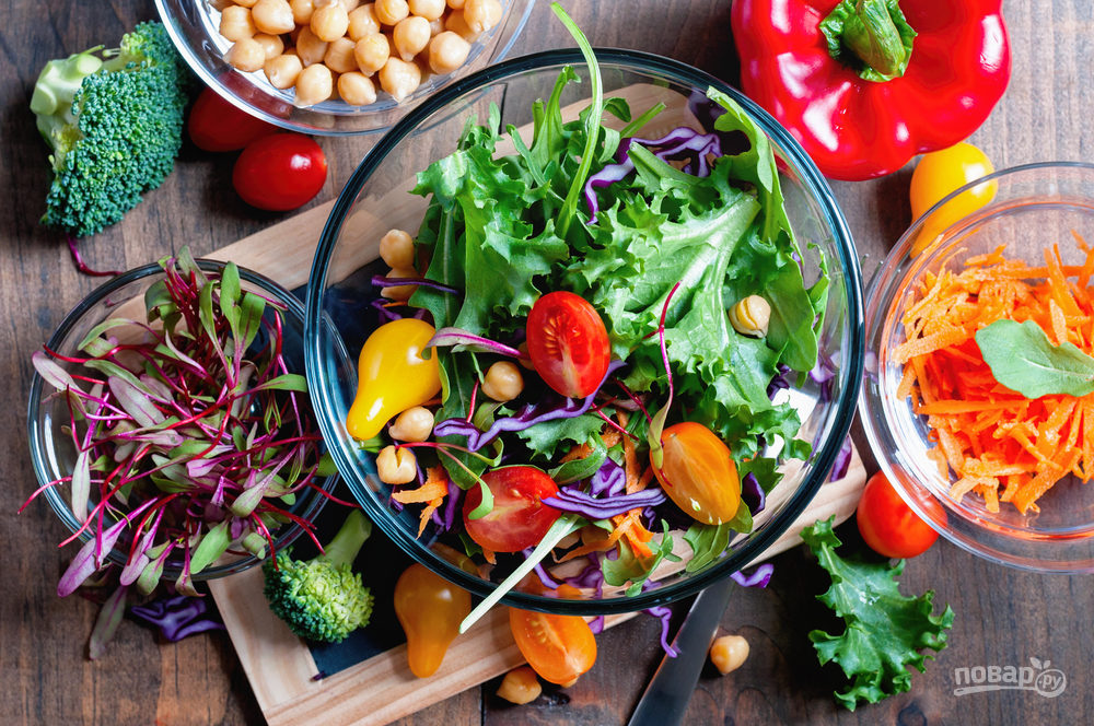 poleznii_ovoshnoi_salat_s_nutom-580434-6536332