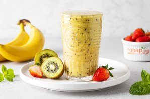 smuzi_s_bananom_kivi_i_klubnikoi-778823-3259853