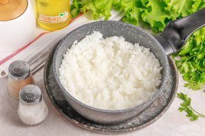 sendvich-roll_s_kopchenim_lososem-782801-4432669