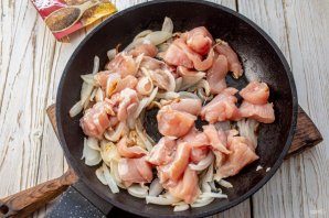lobio_s_kuricei_i_krasnoi_fasoliu-781725-6480906
