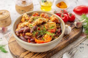 lobio_s_kuricei_i_krasnoi_fasoliu-781732-5363728