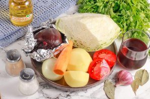 borsh_iz_pechenoi_svekli_s_vinom-785446-8166553