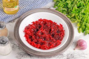 borsh_iz_pechenoi_svekli_s_vinom-785449-6788807