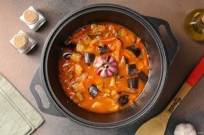 plov_iz_kruglozyornogo_risa_so_svinoi_grudinkoi_i_ovoshami-788050-7546078