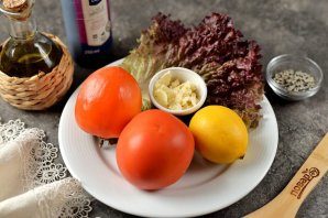 salat_iz_hurmi_i_tomatov-790142-1080733