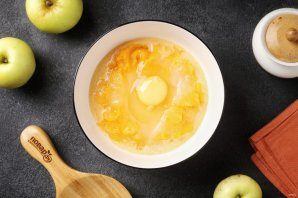 tikvennii_pirog_s_yablokami-789123-1641450