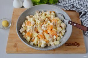 novogodnii_salat_s_mandarinami-757629-3757688