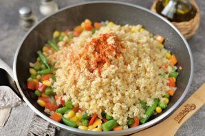 pryanii_bulgur_s_ovoshami_i_sirom_quothalumiquot-791159-9270770