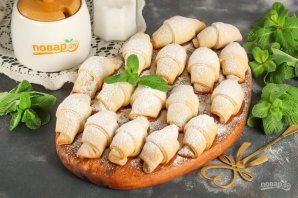 rogaliki_na_smetane_s_varenoi_sgushenkoi-796950-5808345