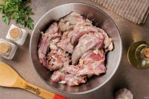 krolik_v_belom_souse-799618-4265498