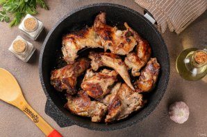 krolik_v_belom_souse-799620-5592901