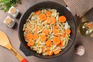 krolik_v_belom_souse-799622-4981404