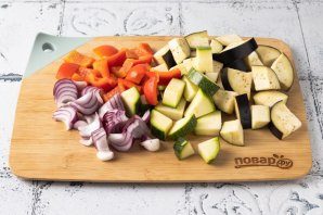 ovoshi_zapechennie_v_chesnochnom_marinade-801173-4437266