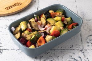 ovoshi_zapechennie_v_chesnochnom_marinade-801176-7858835