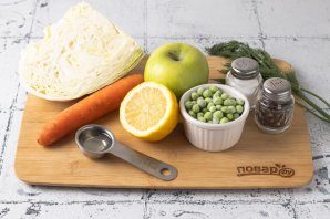 salat_s_kapustoi_goroshkom_i_yablokom-801191-4806499