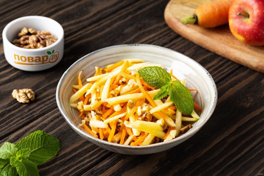 salat_s_morkoviu_yablokom_i_greckimi_orehami-778745-2766958