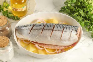 skumbriya_v_soevom_souse_v_duhovke-800327-3733596