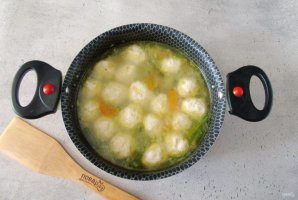 sup_s_frikadelkami_i_struchkovoi_fasoliu-801314-3892741