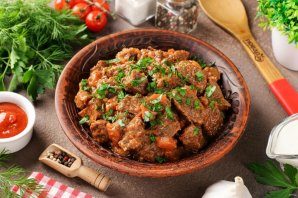 govyadina_tushenaya_v_tomatnoi_paste-804090-6074356