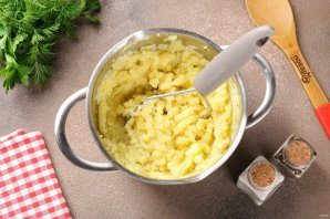 kartofelnie_pirojki_s_gribami-804002-8765708