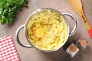 kartofelnie_pirojki_s_gribami-804003-8614926