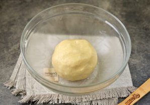 tertii_pirog_s_varenem_na_margarine-803938-9155089
